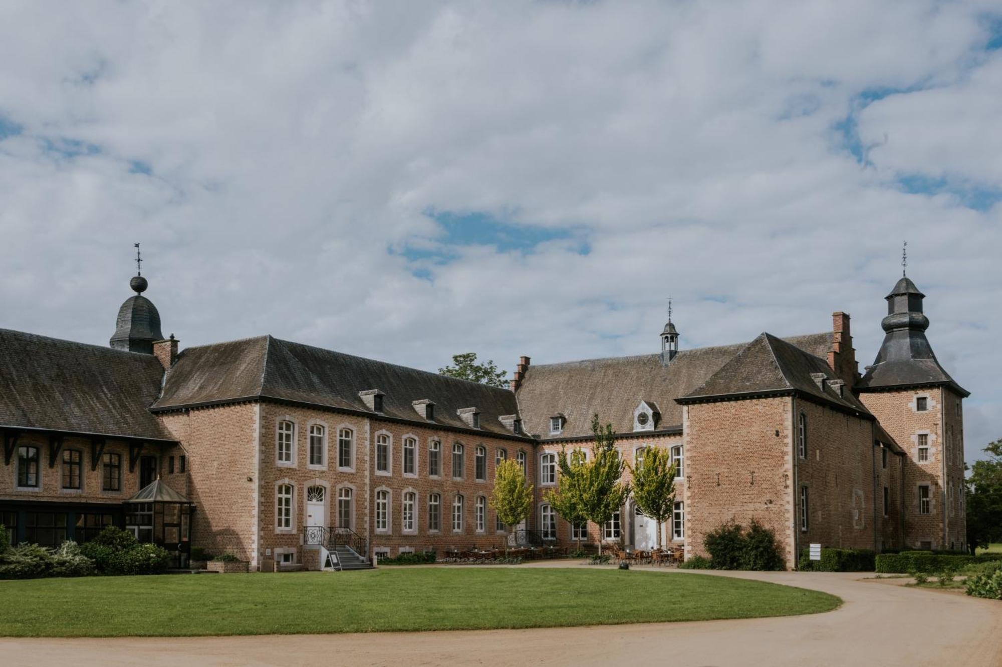 Chateau De Looz Exteriér fotografie